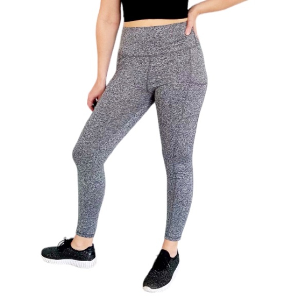A New Day gray high rise full length spandex pocket workout leggings size medium